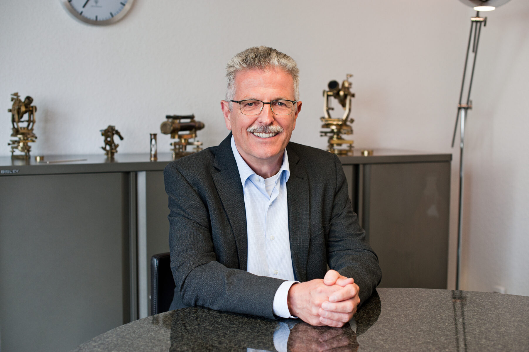 IT-Systemhaus, IT-Betreuung, IT-Beratung, IT-Support, Netzwerkeinrichtung, Microsoft 365, Büroanwendungen, Cloud-Nutzung IT-Systemhaus, IT-Betreuung, IT-Beratung, IT-Support, Netzwerkeinrichtung, Microsoft 365, Büroanwendungen, Cloud-Nutzung